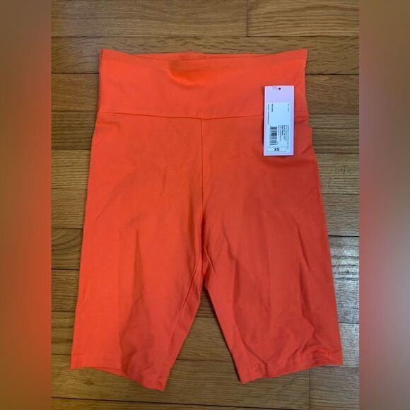 Wild Fable XS orange bike shorts - Picture 3 of 3